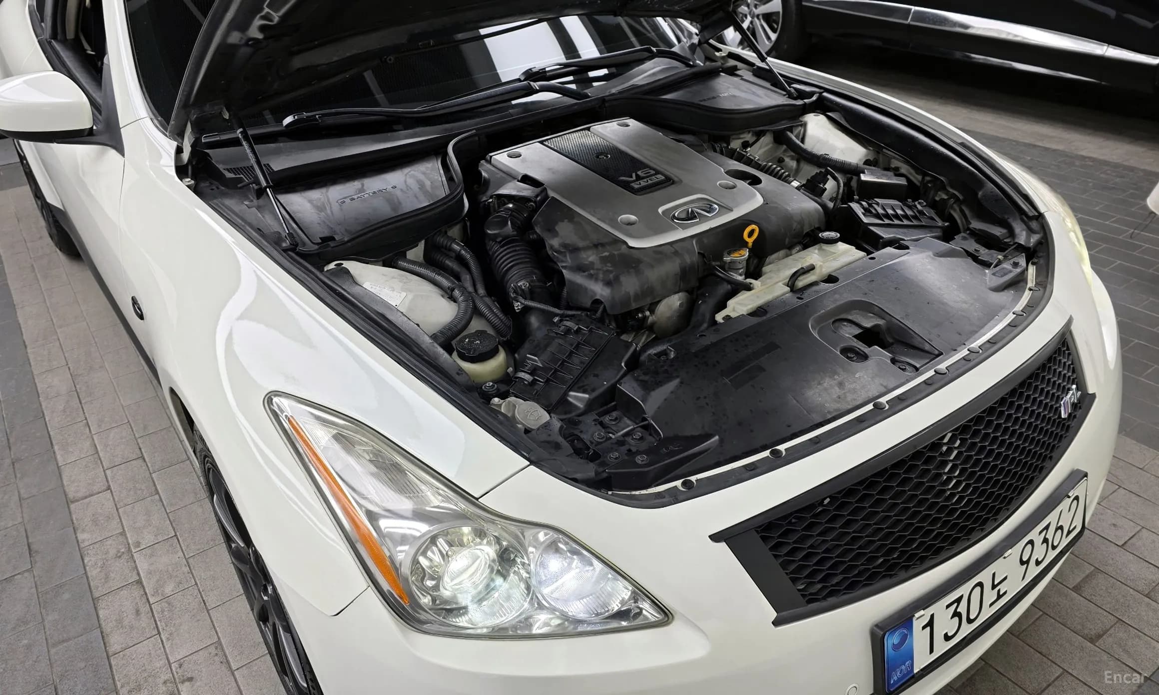 G37