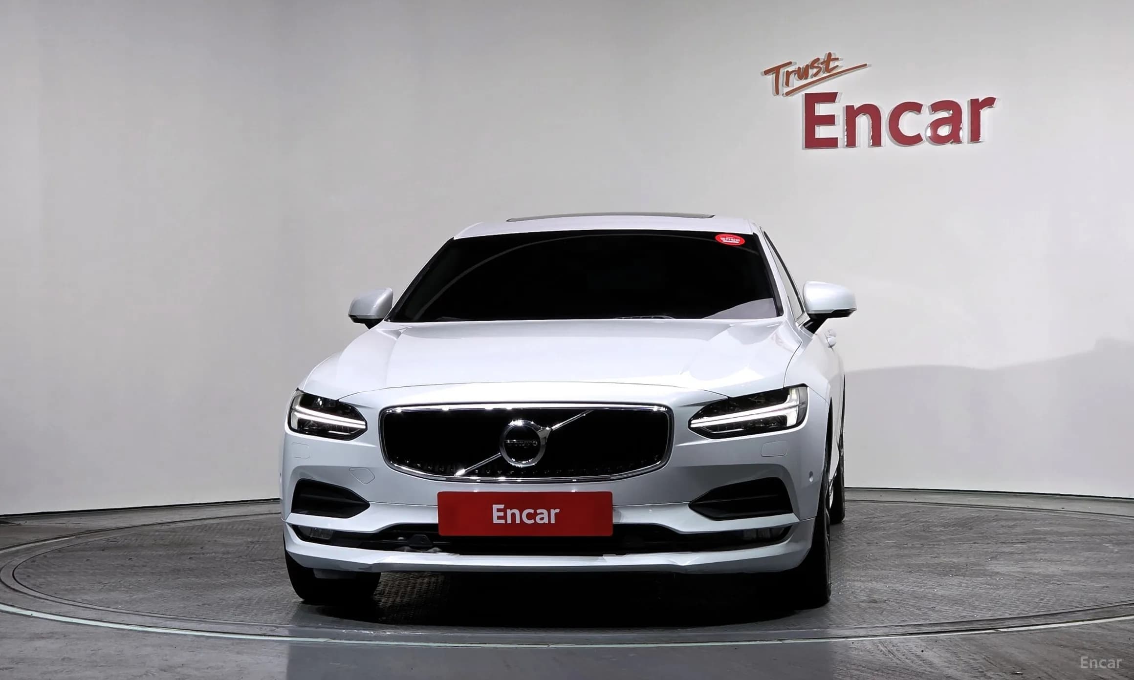 S90
