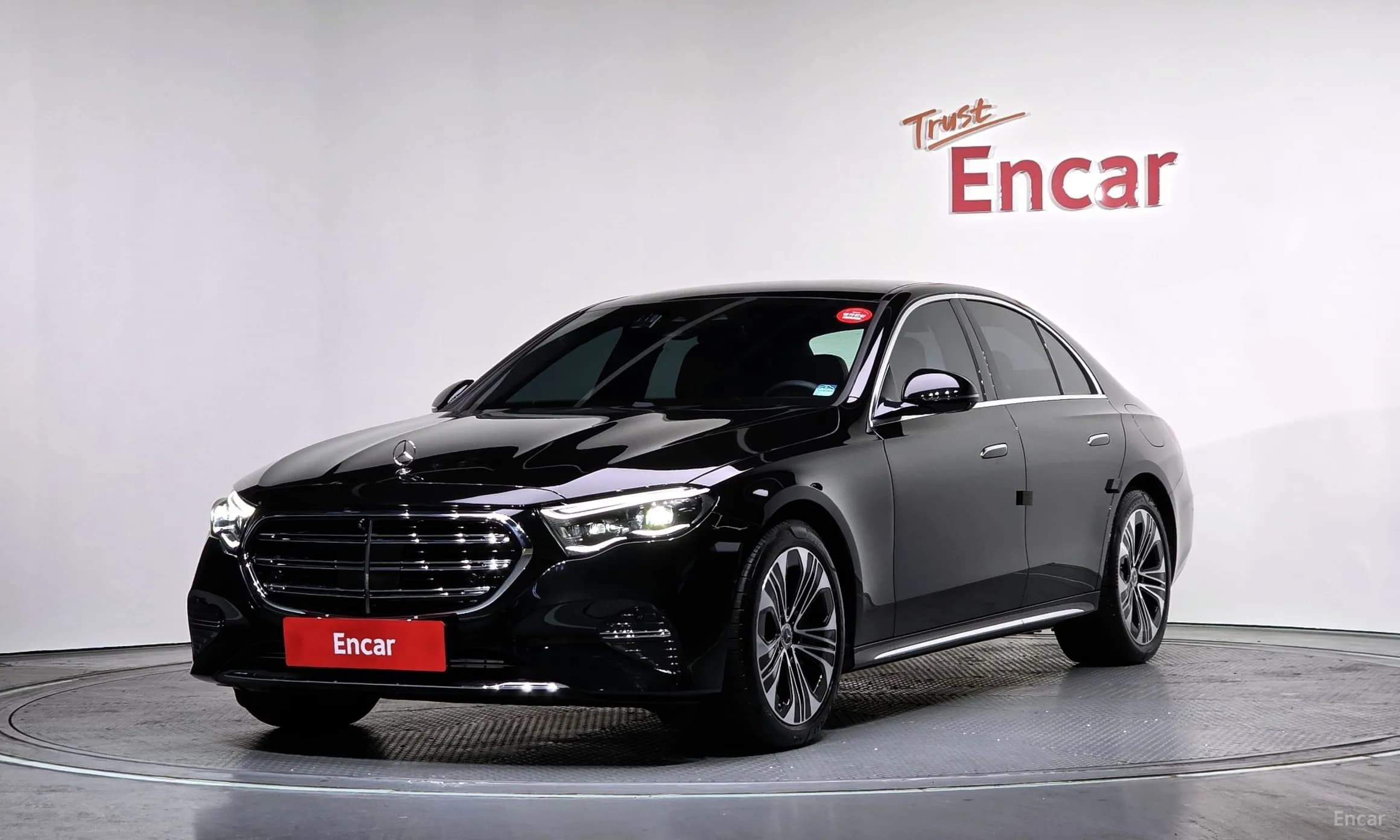 E-Class W214