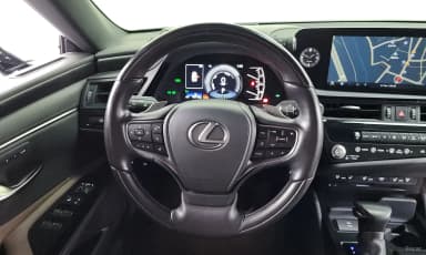 ES300h 7th Generation
