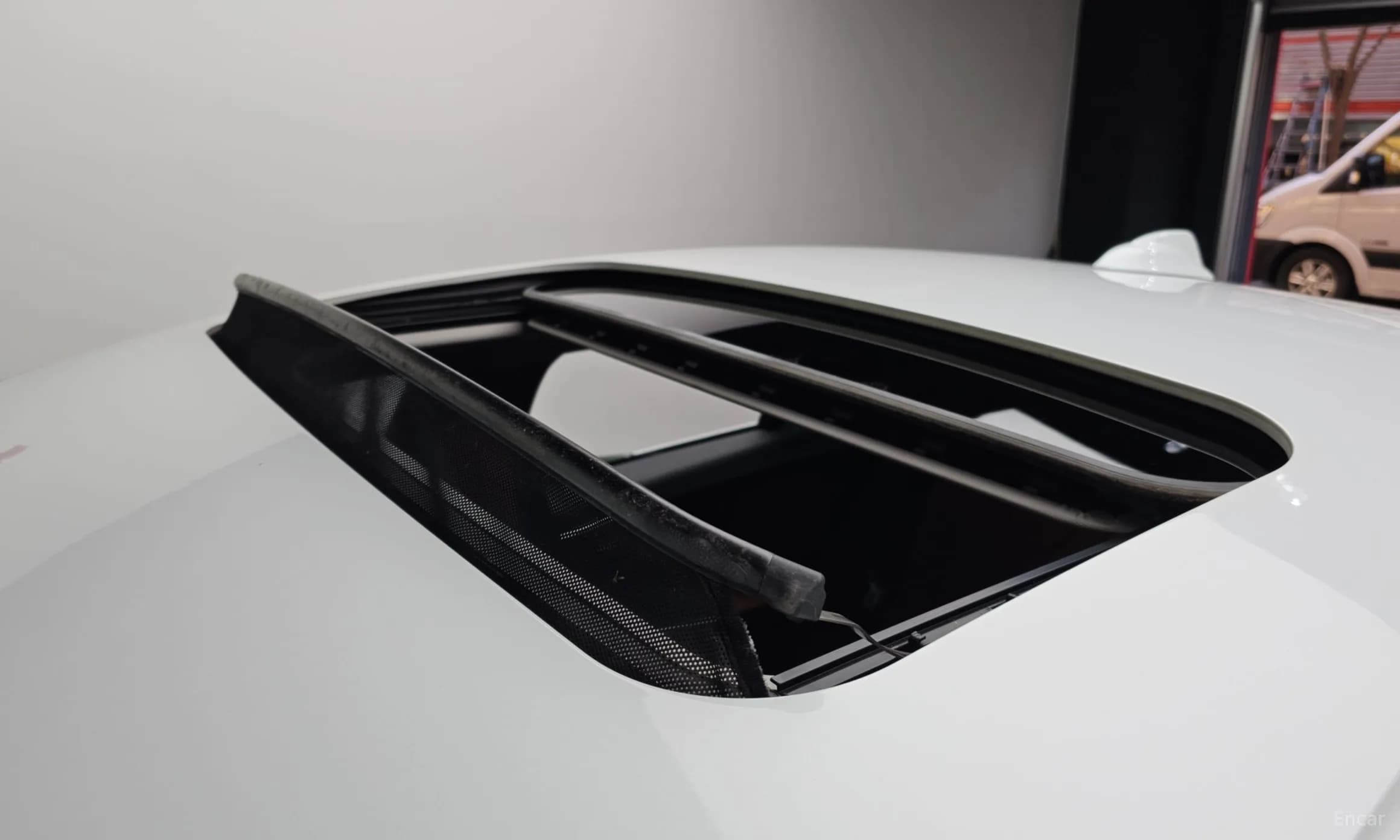 S60