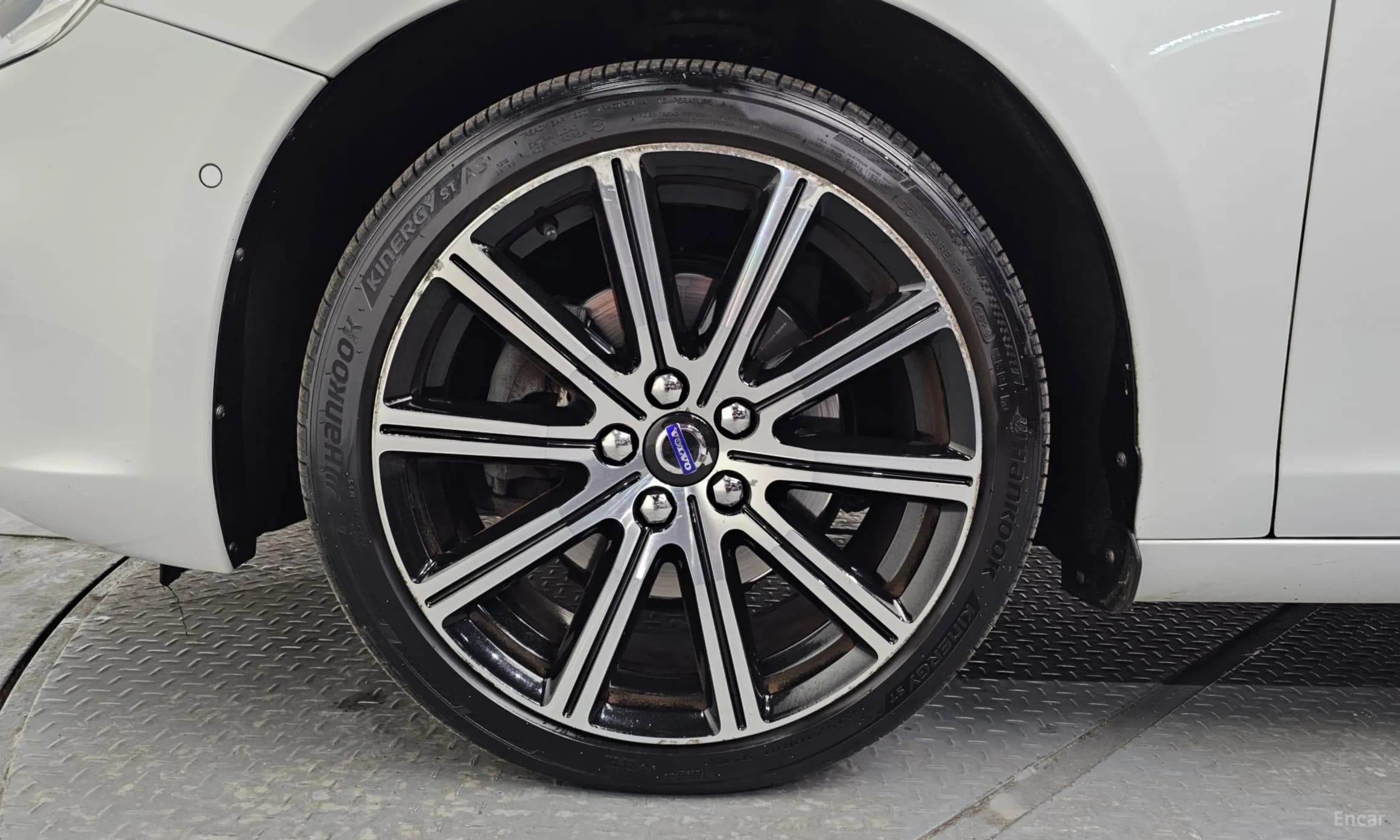 S60
