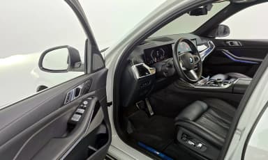 X7 (G07)