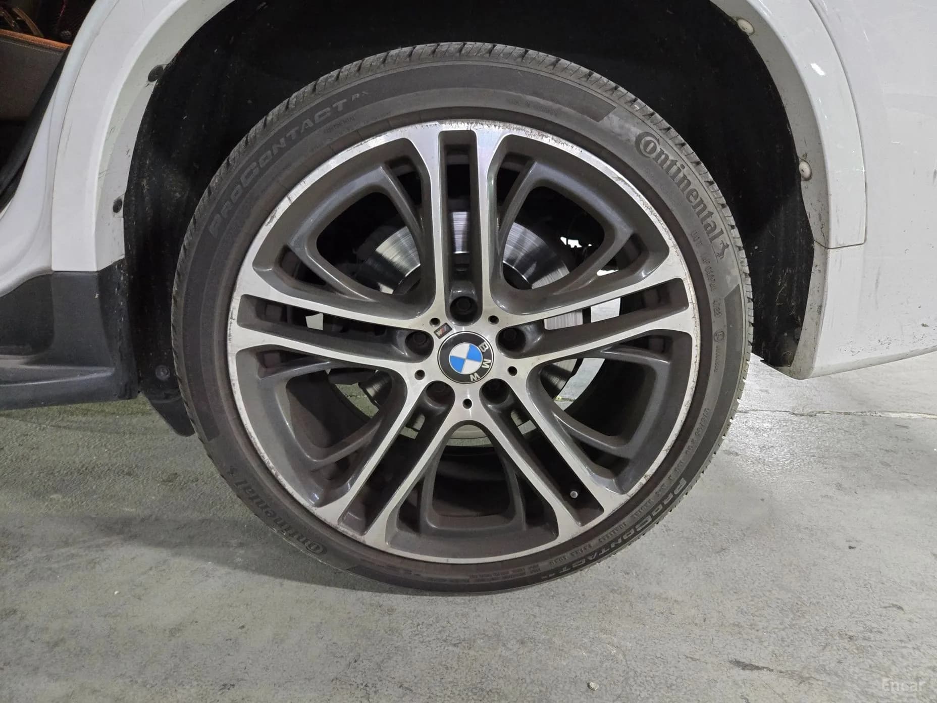 X4 (F26)
