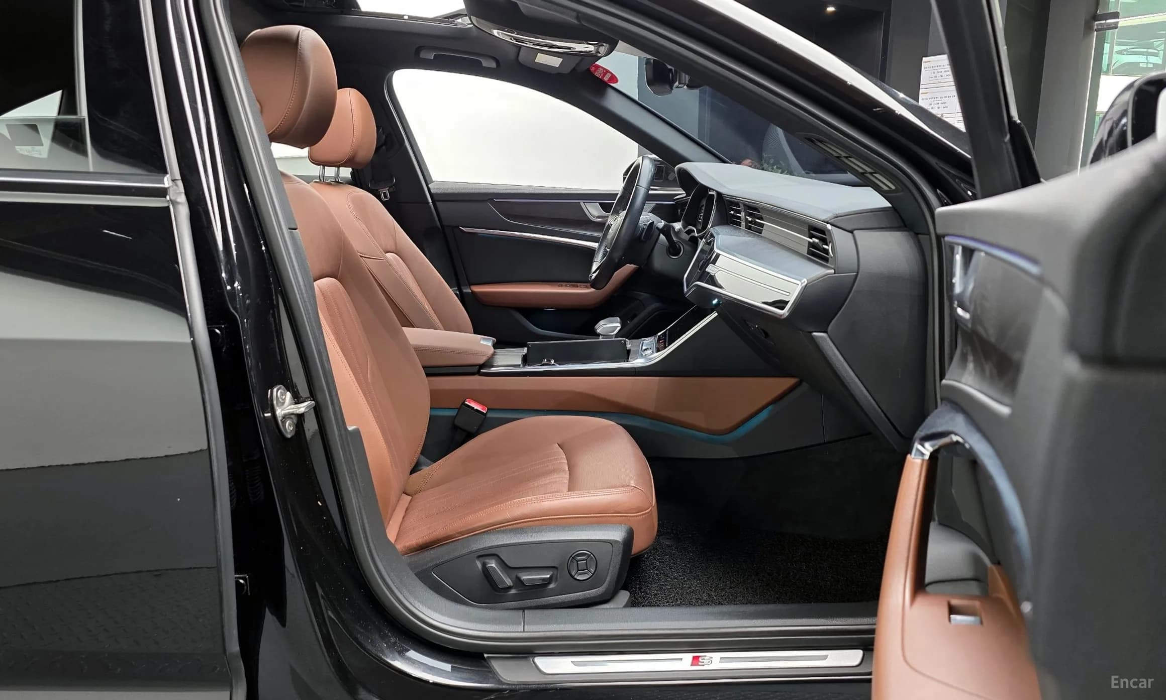 A6 (C8)