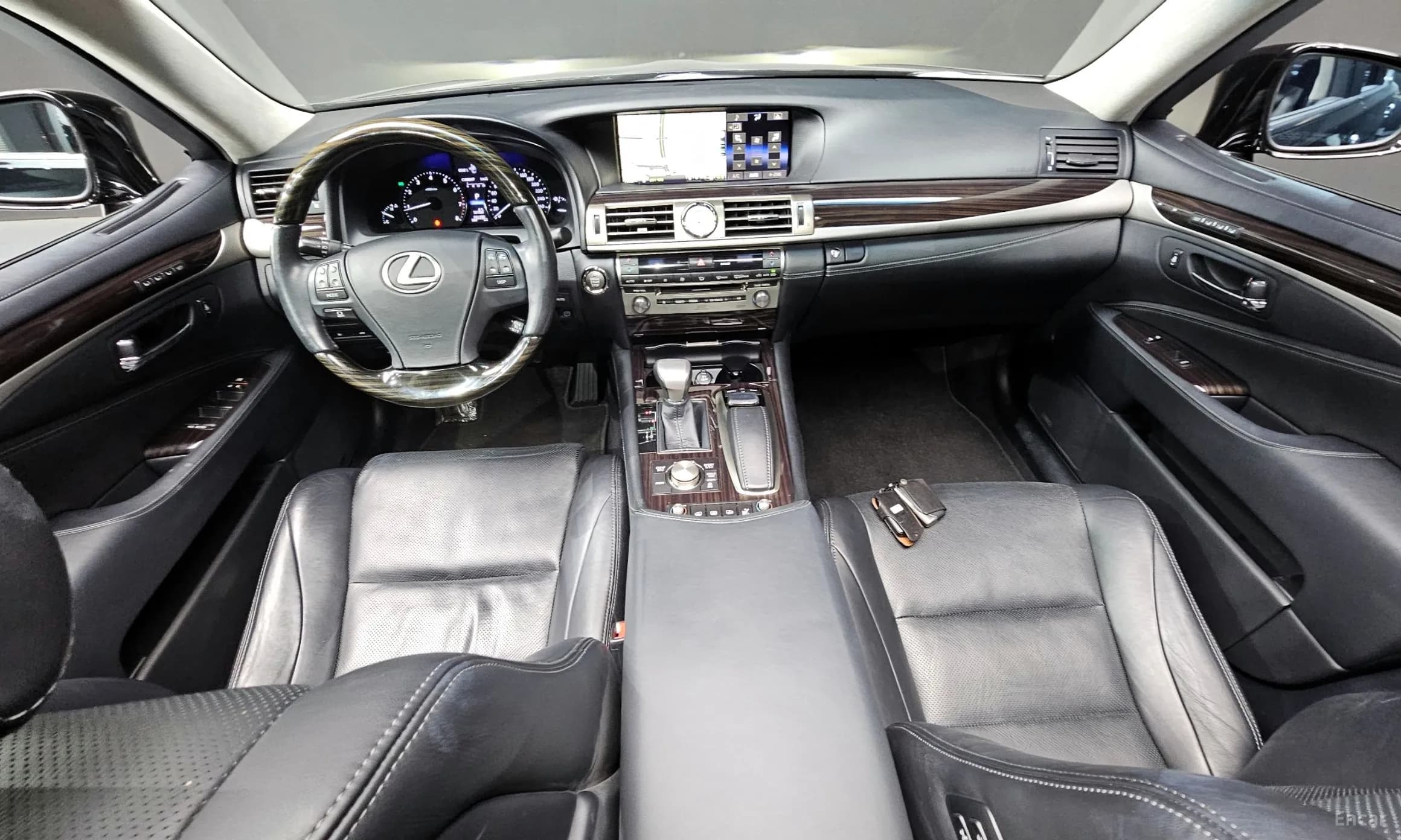 LS460