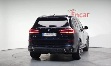 X5 (G05)
