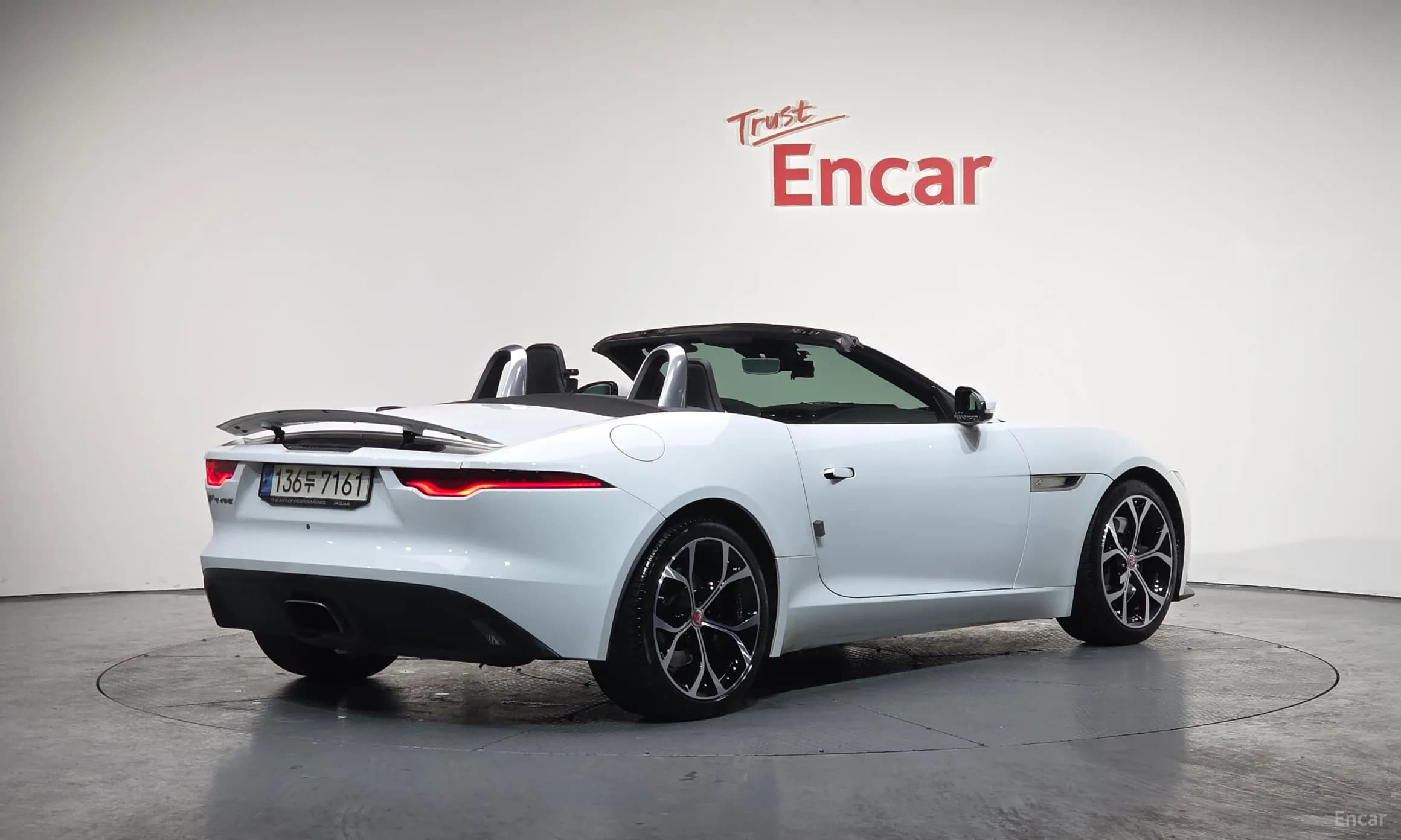 F-TYPE