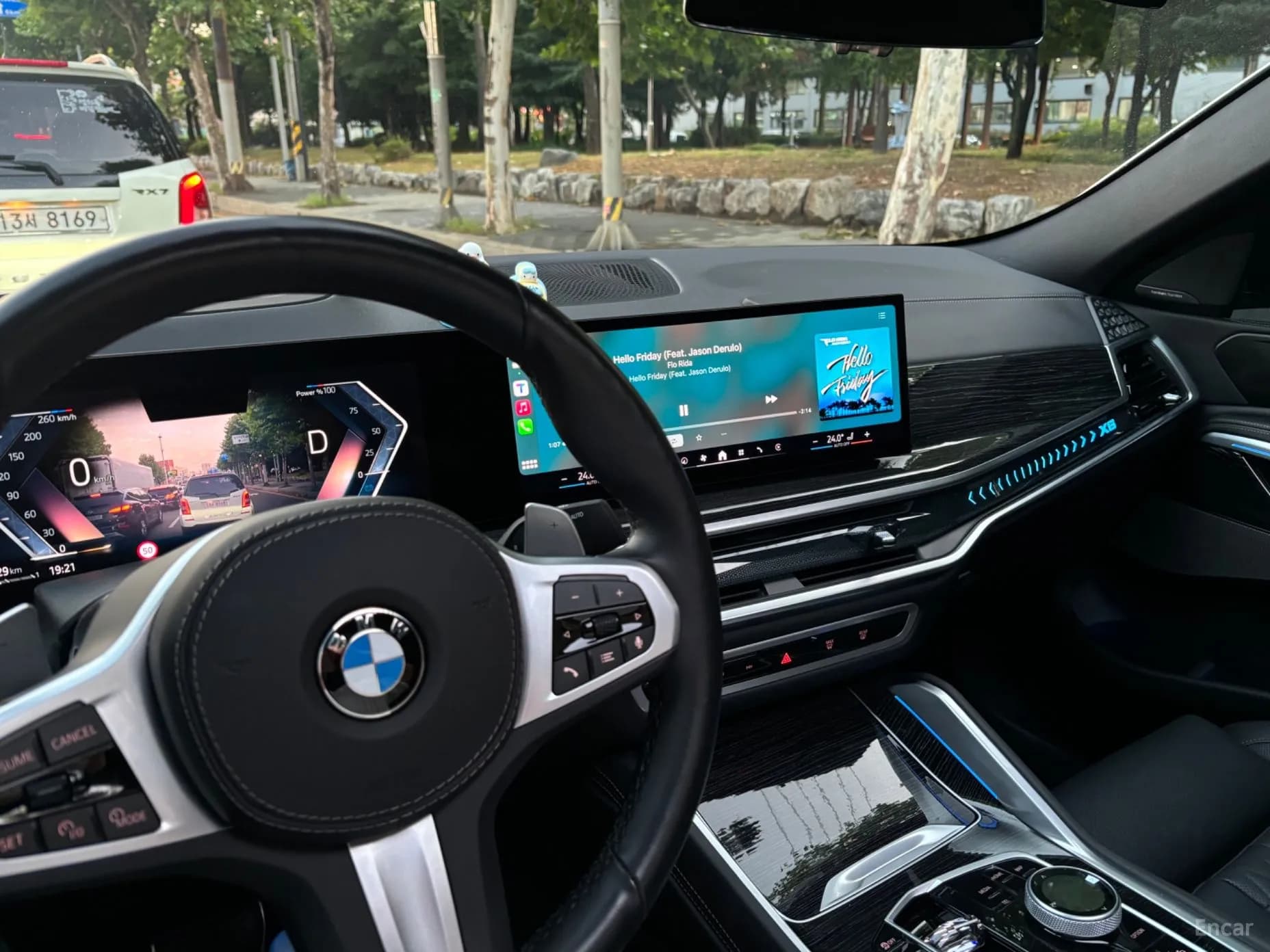 X6 (G06)