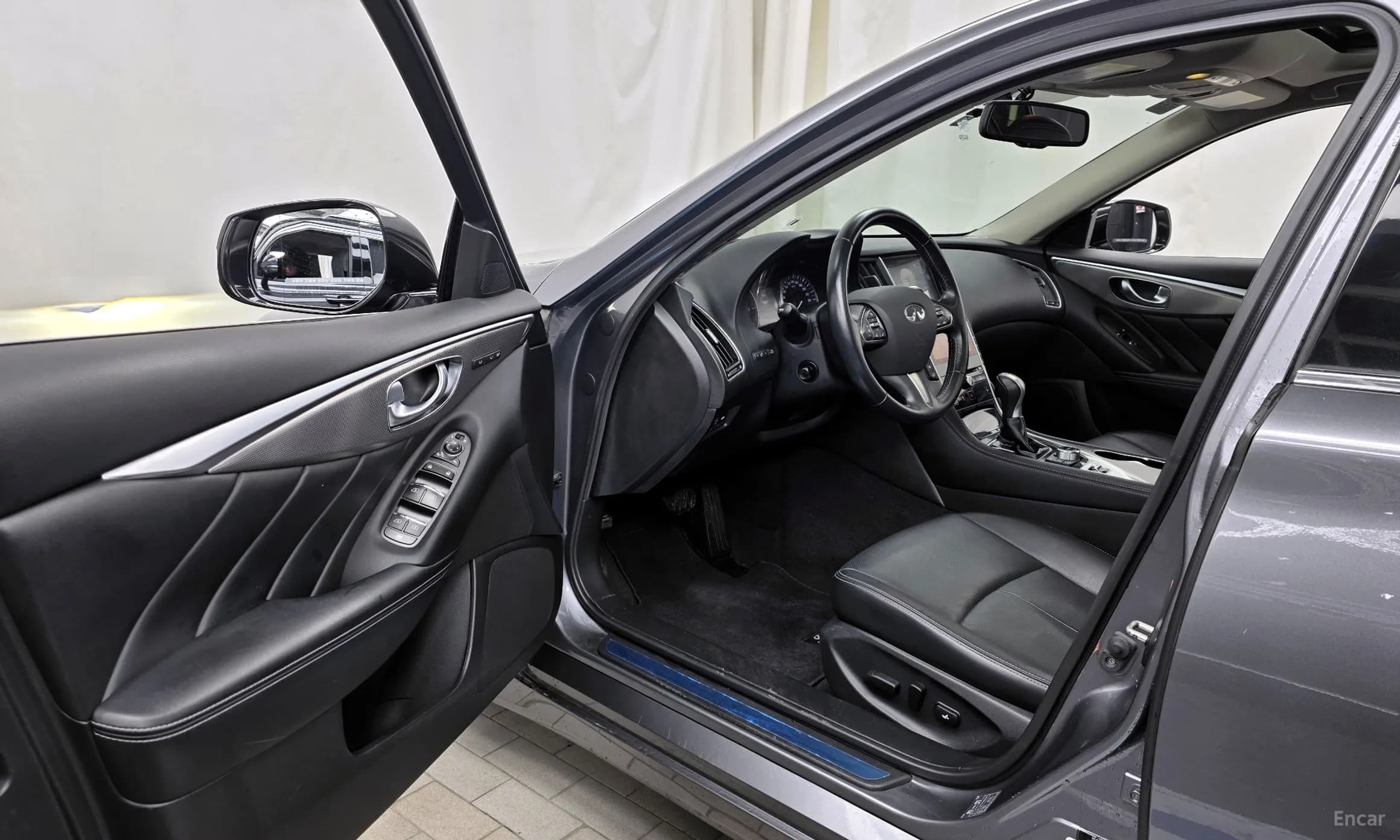 Q50
