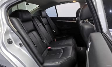 G37