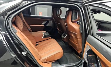 7 Series (G70)