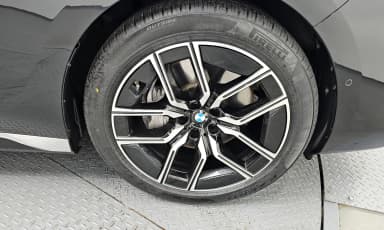 7 Series (G70)