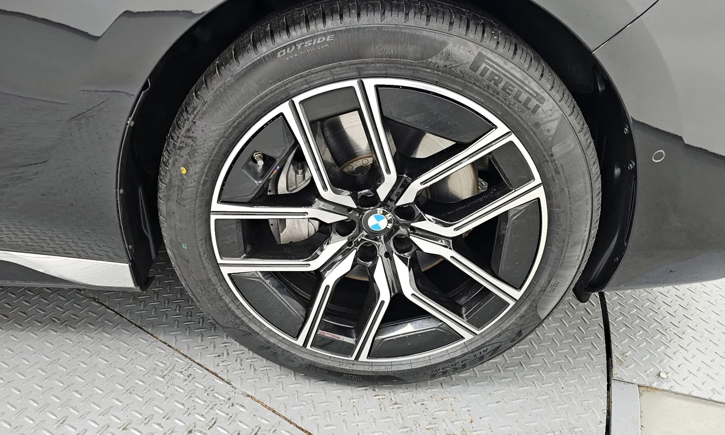 7 Series (G70)