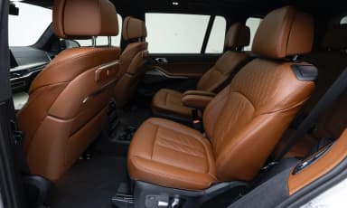 X7 (G07)