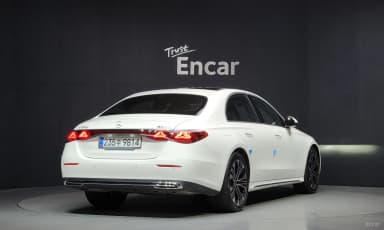 E-Class W214