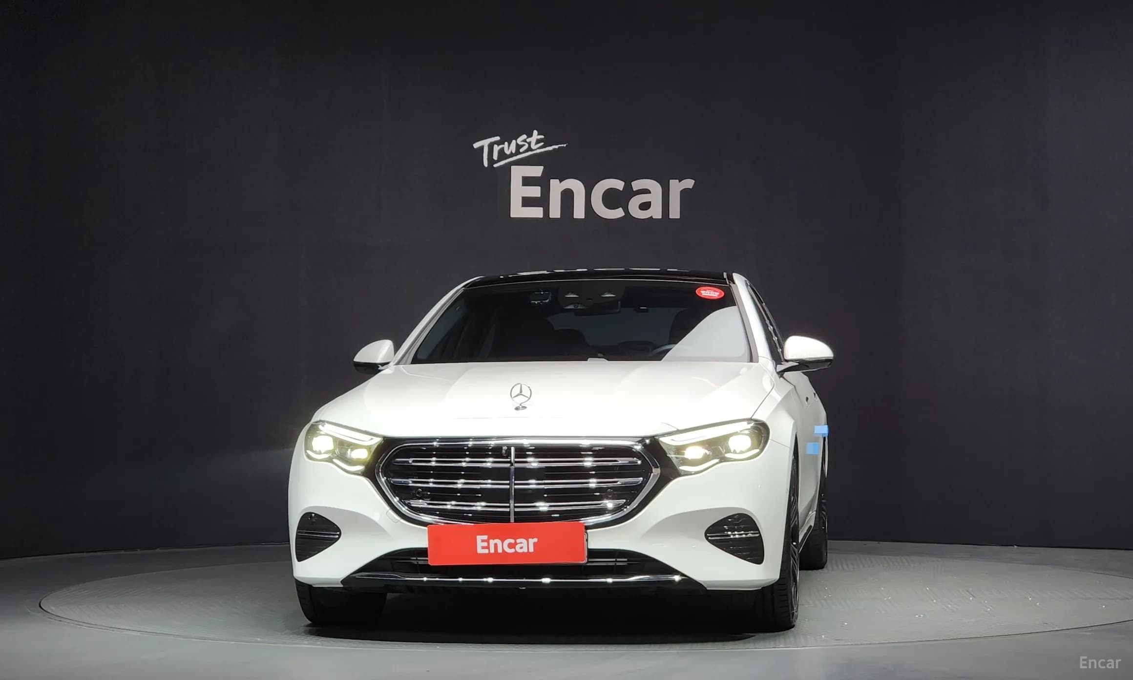 E-Class W214
