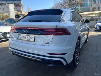 Q8 (4M)