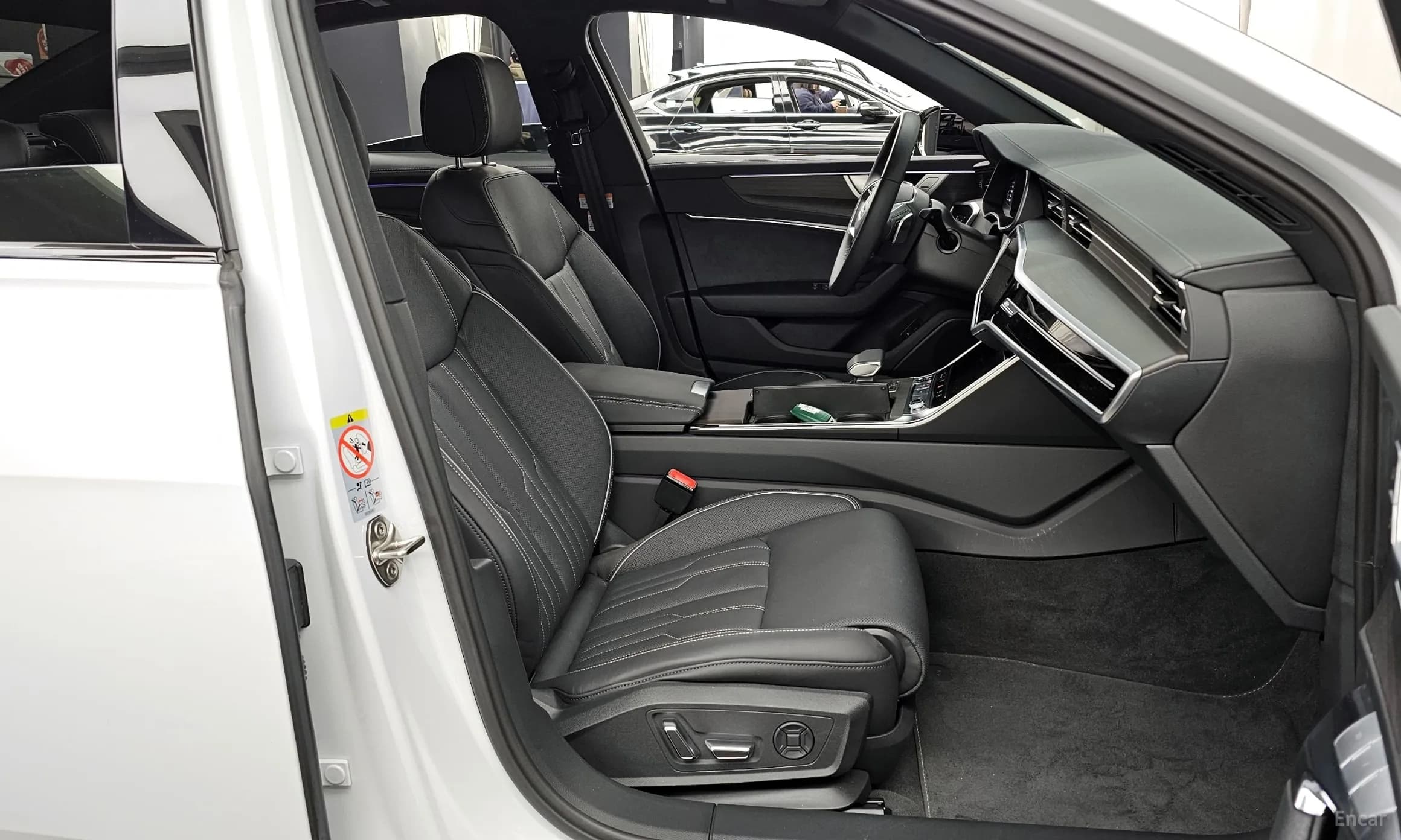 A6 (C8)