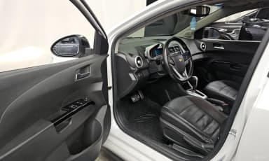 Aveo Hatchback