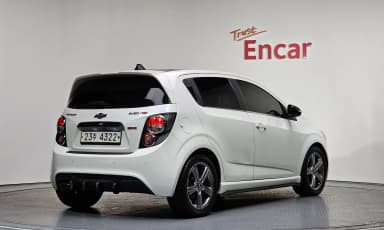 Aveo Hatchback