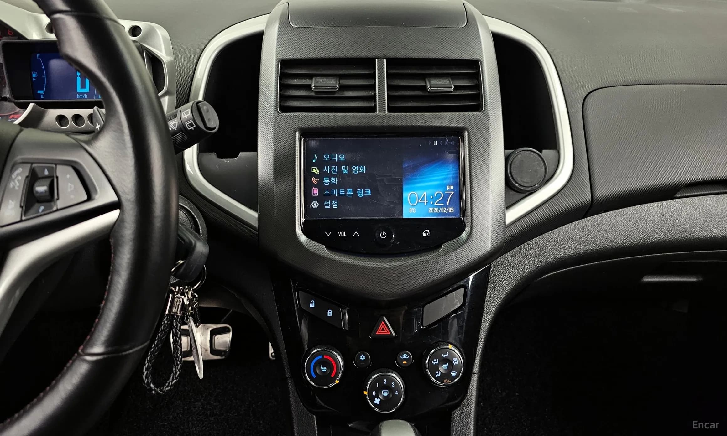 Aveo Hatchback