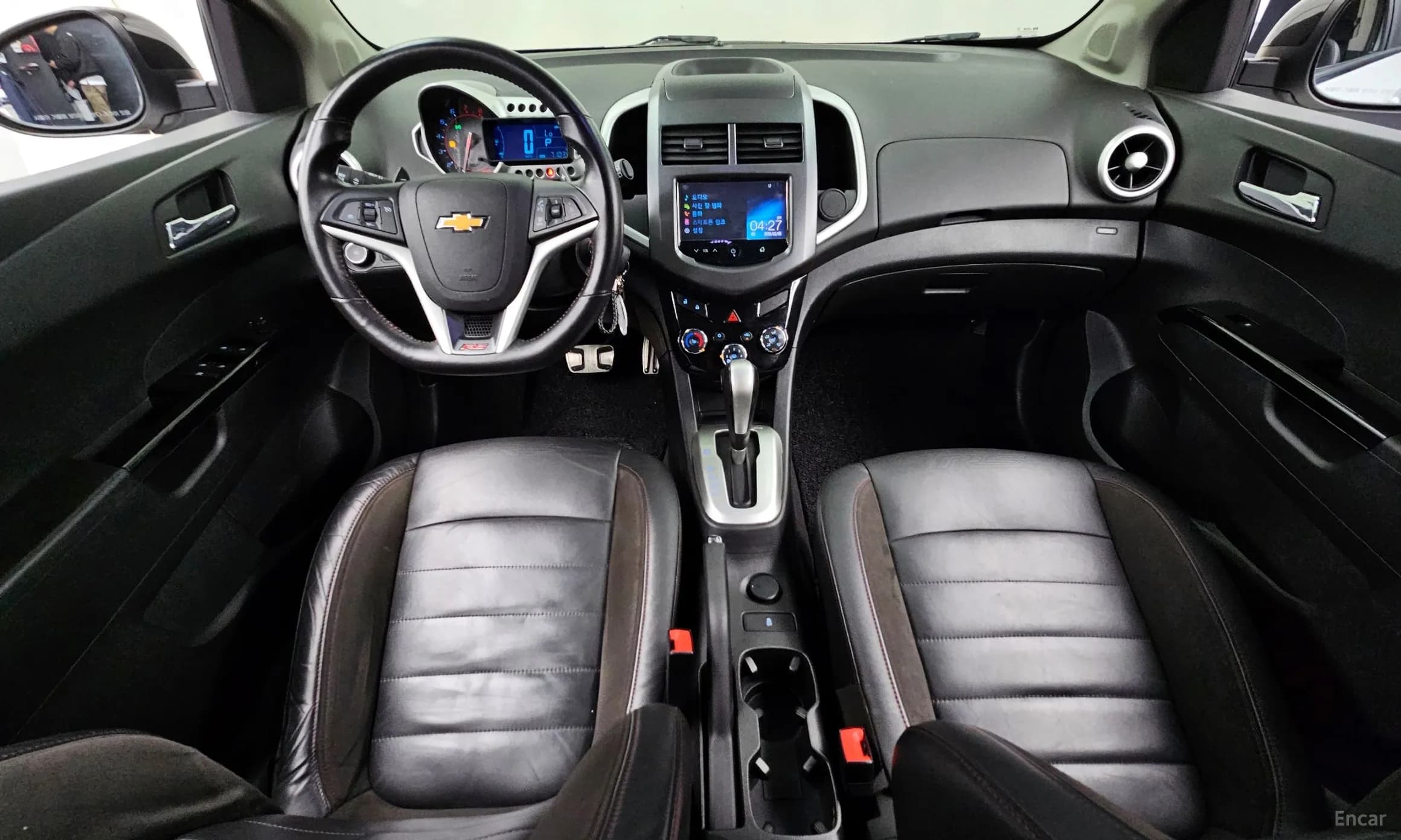 Aveo Hatchback