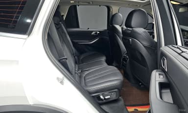 X5 (G05)