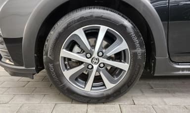 Prius C