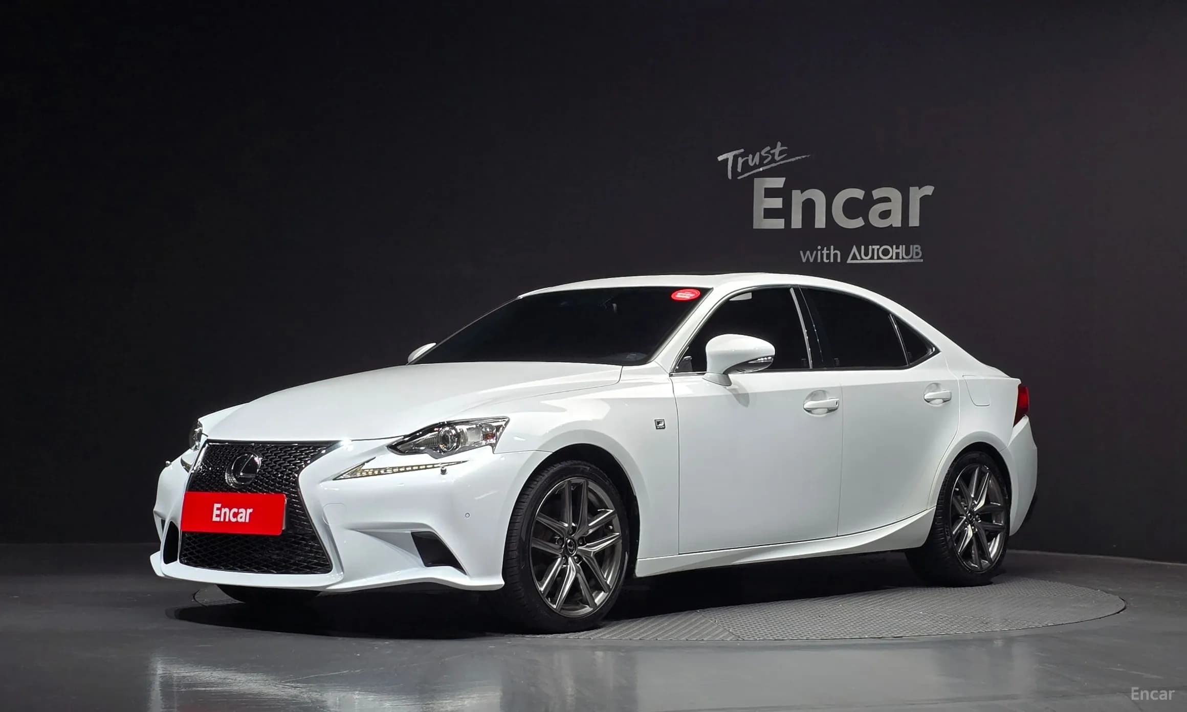 New IS200t