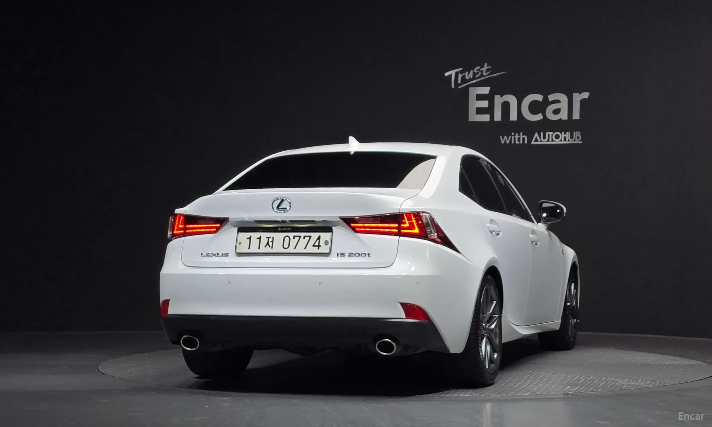 New IS200t