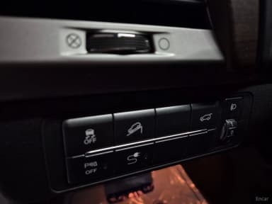 G4 Rexton