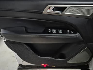 G4 Rexton