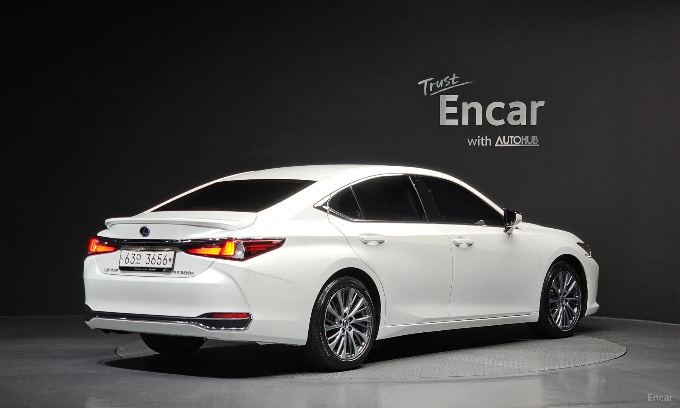 ES300h 7th Generation