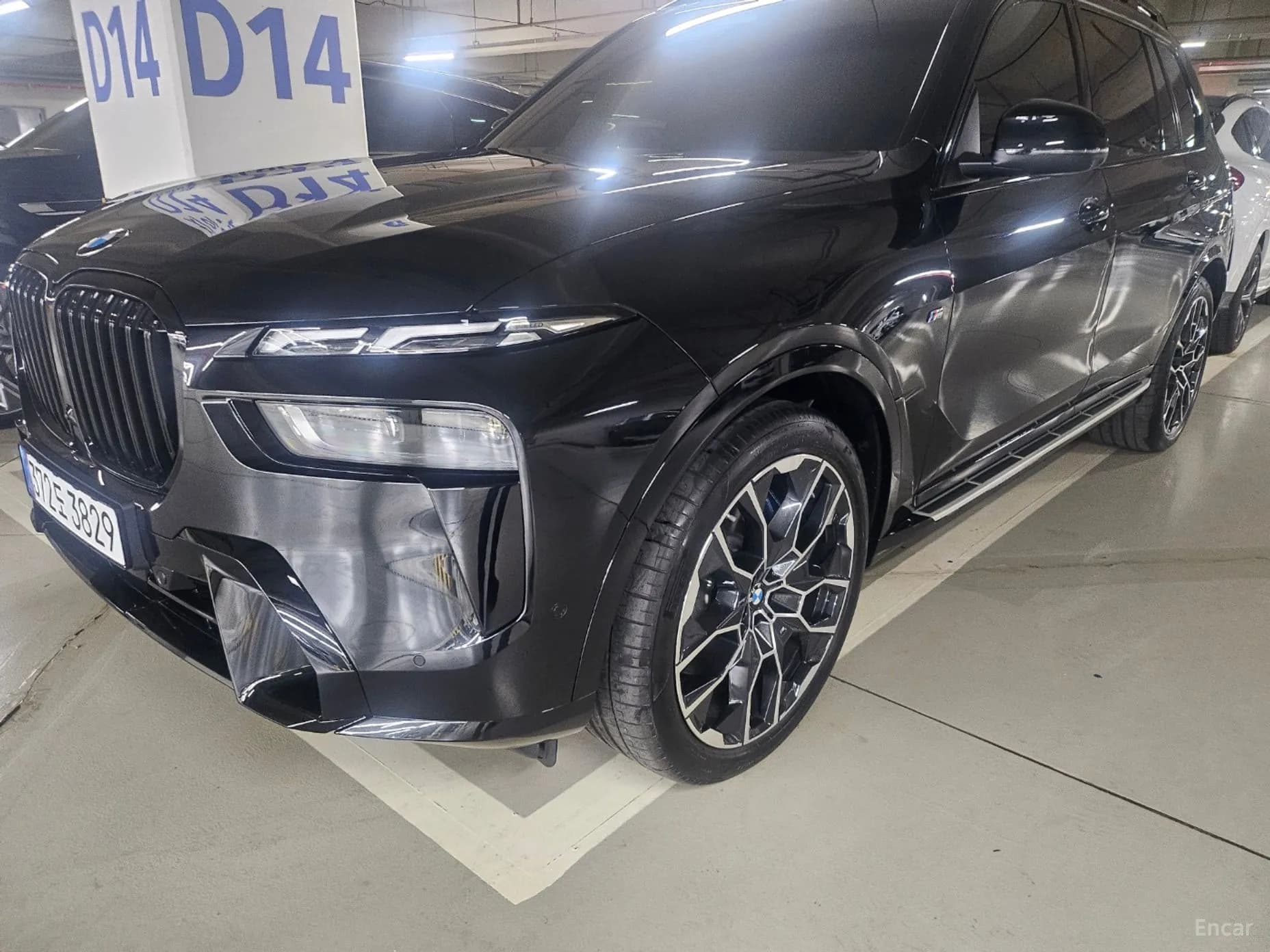 X7 (G07)
