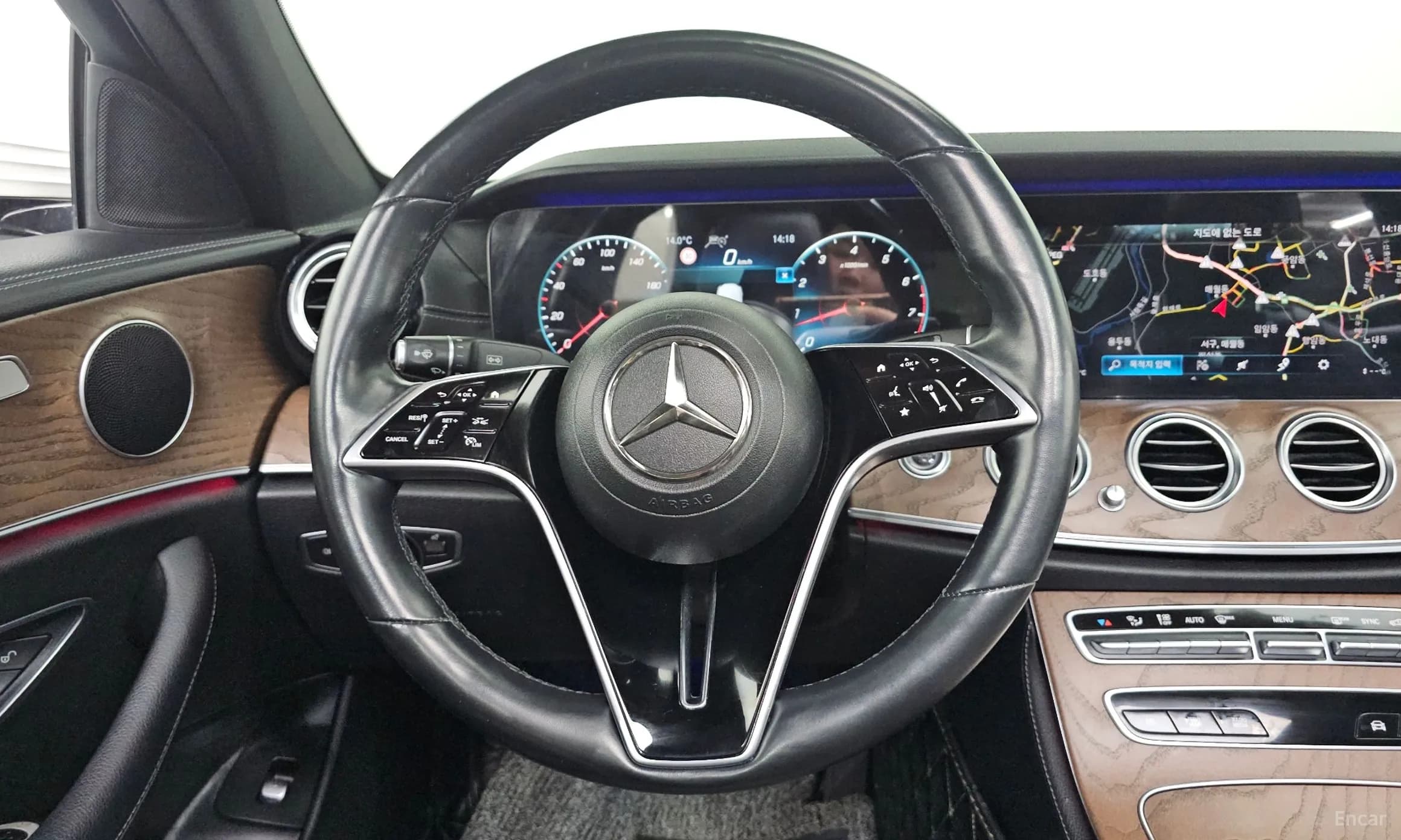 E-Class W213