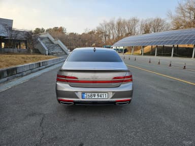G90