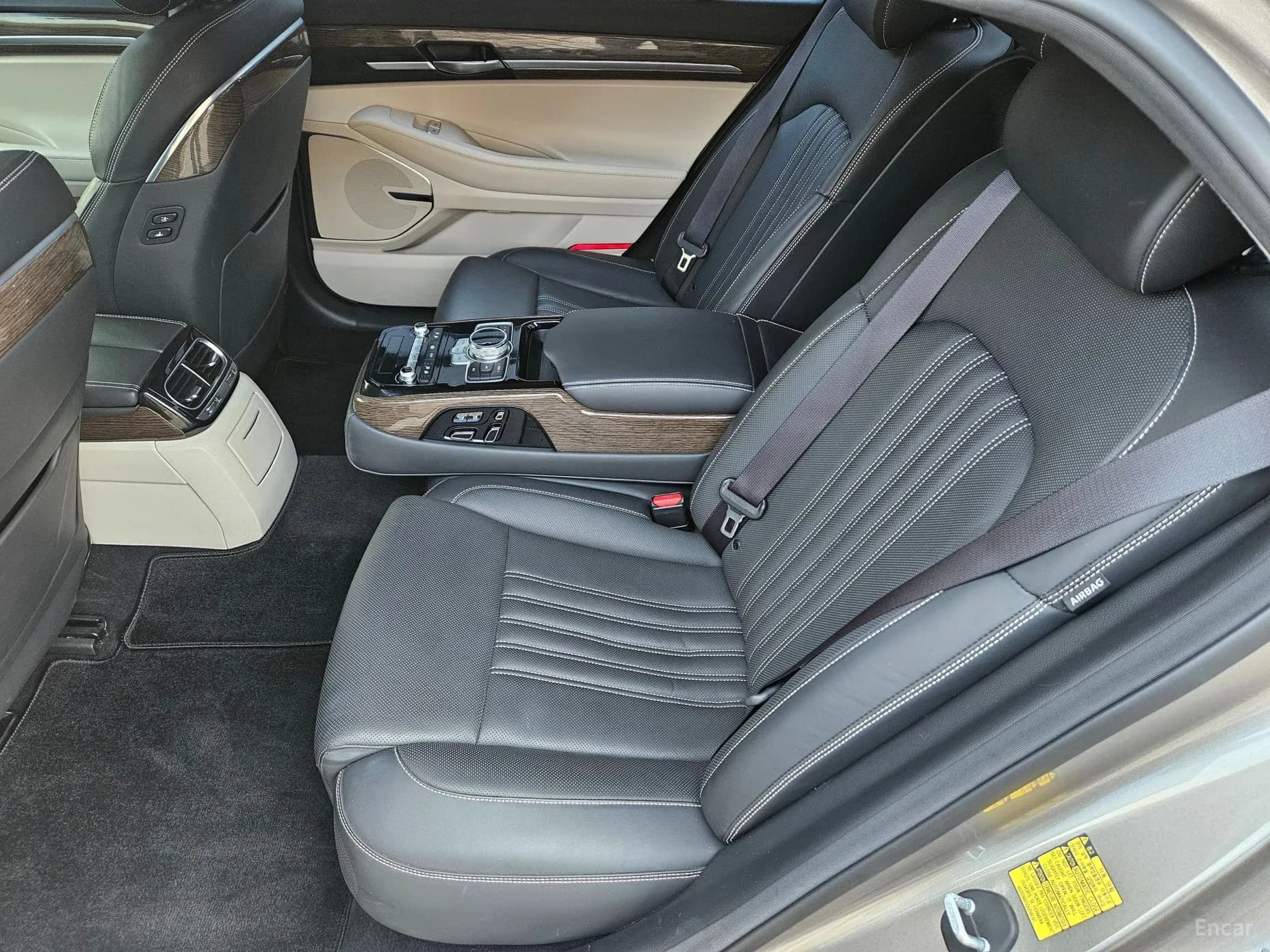 G90