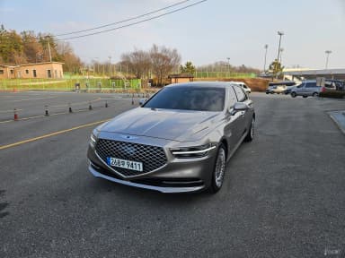 G90