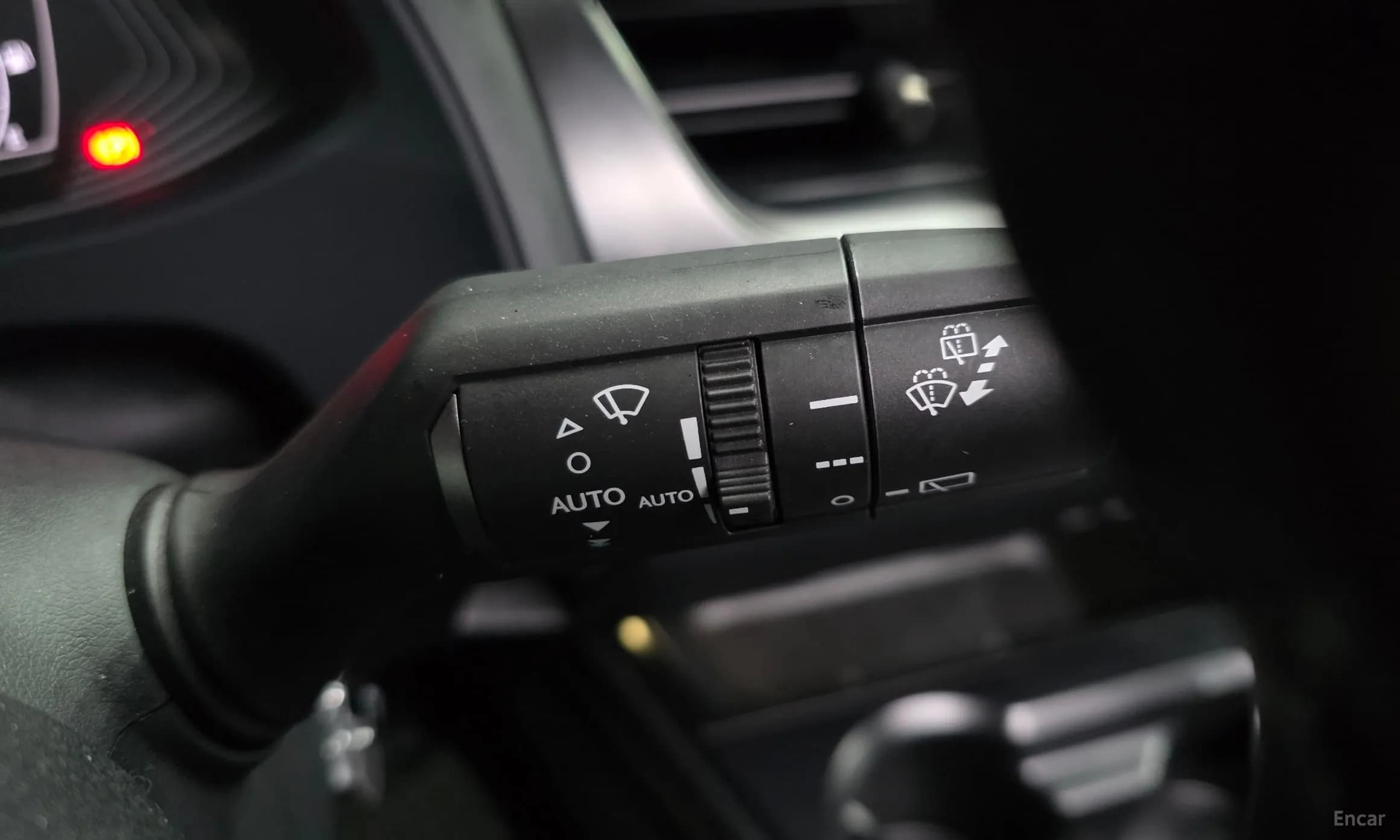 UX250h