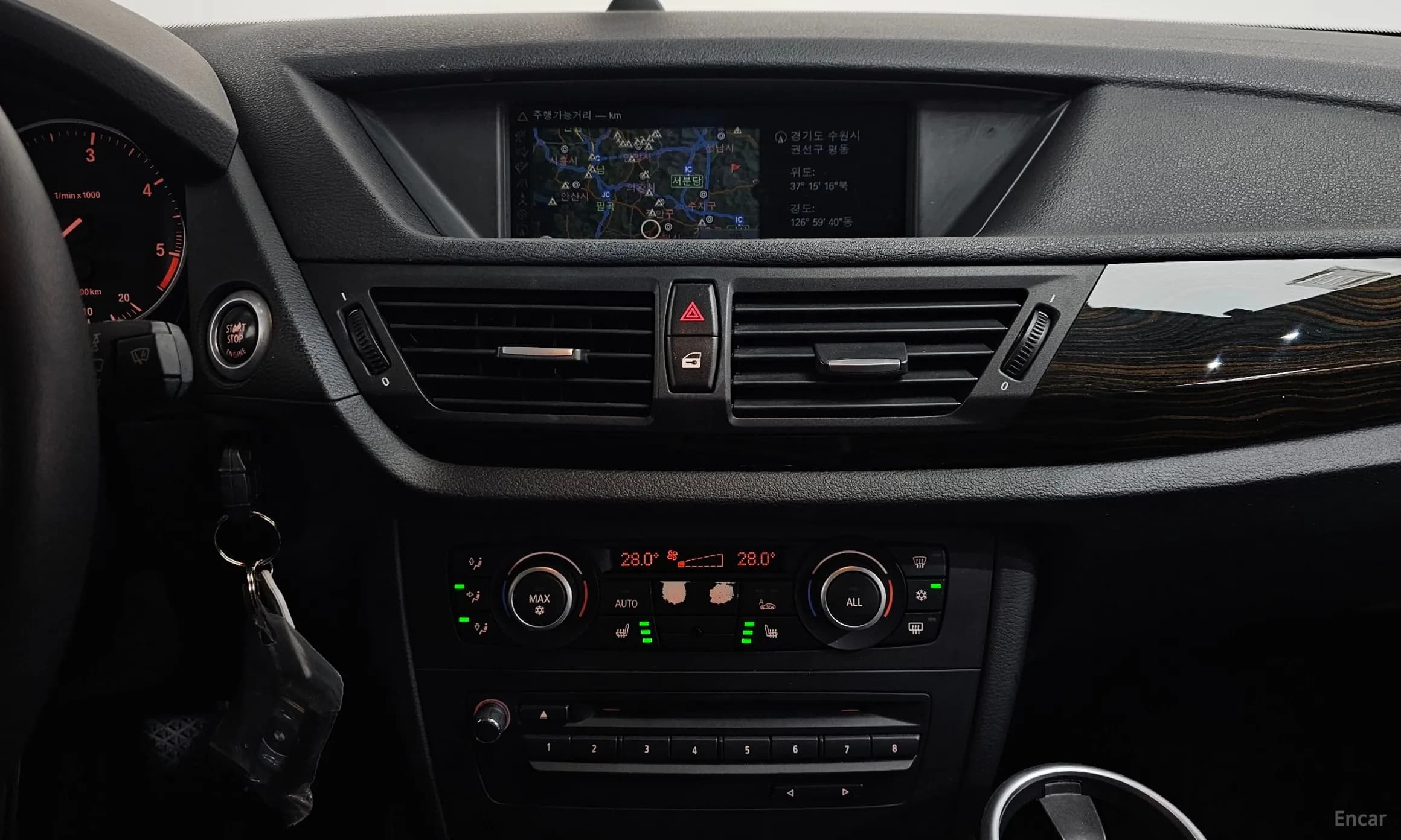 X1 (E84)
