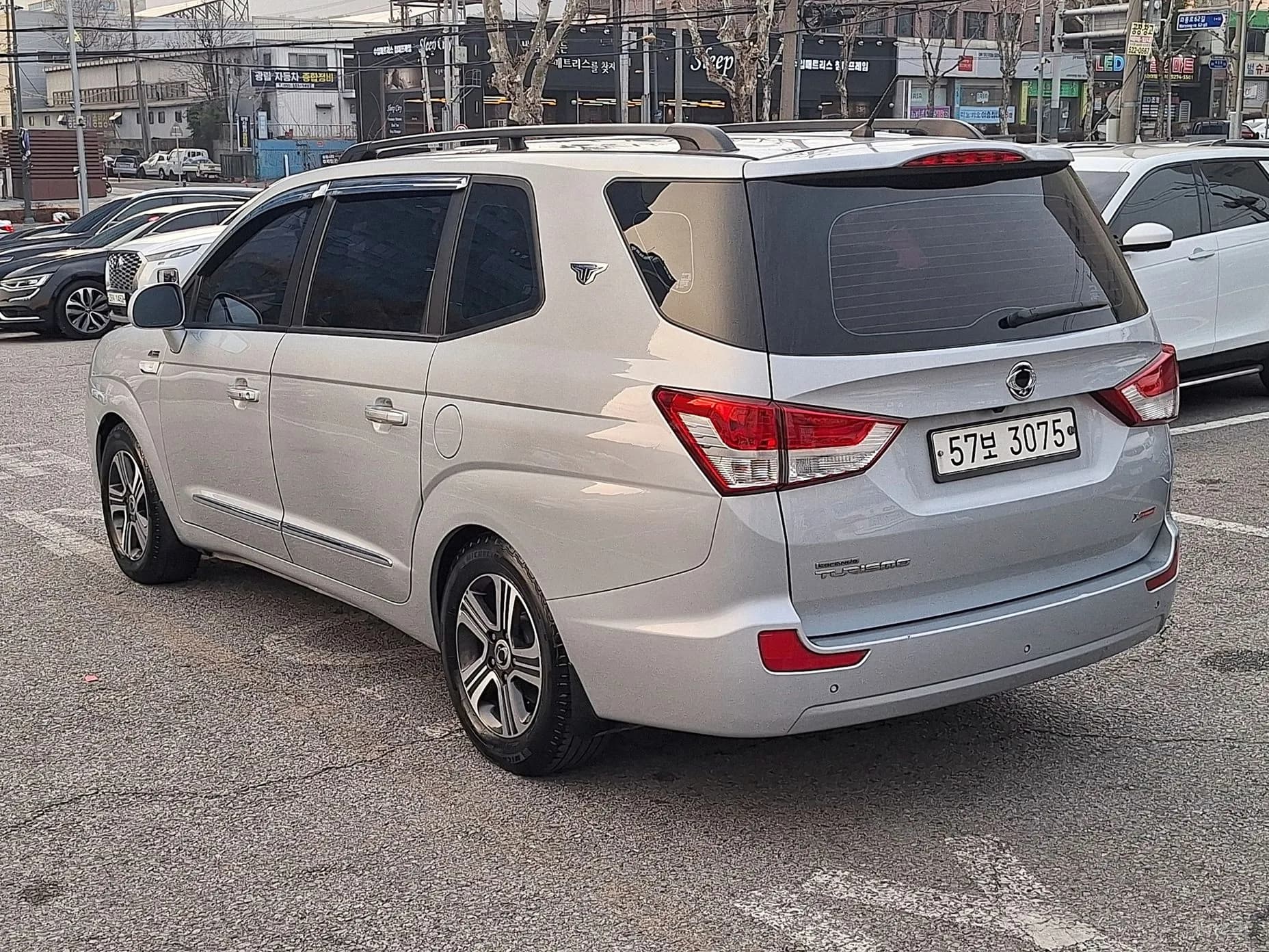 Korando Turismo