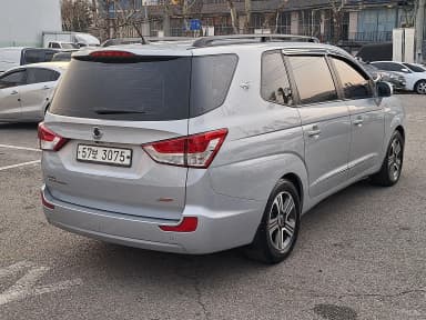 Korando Turismo
