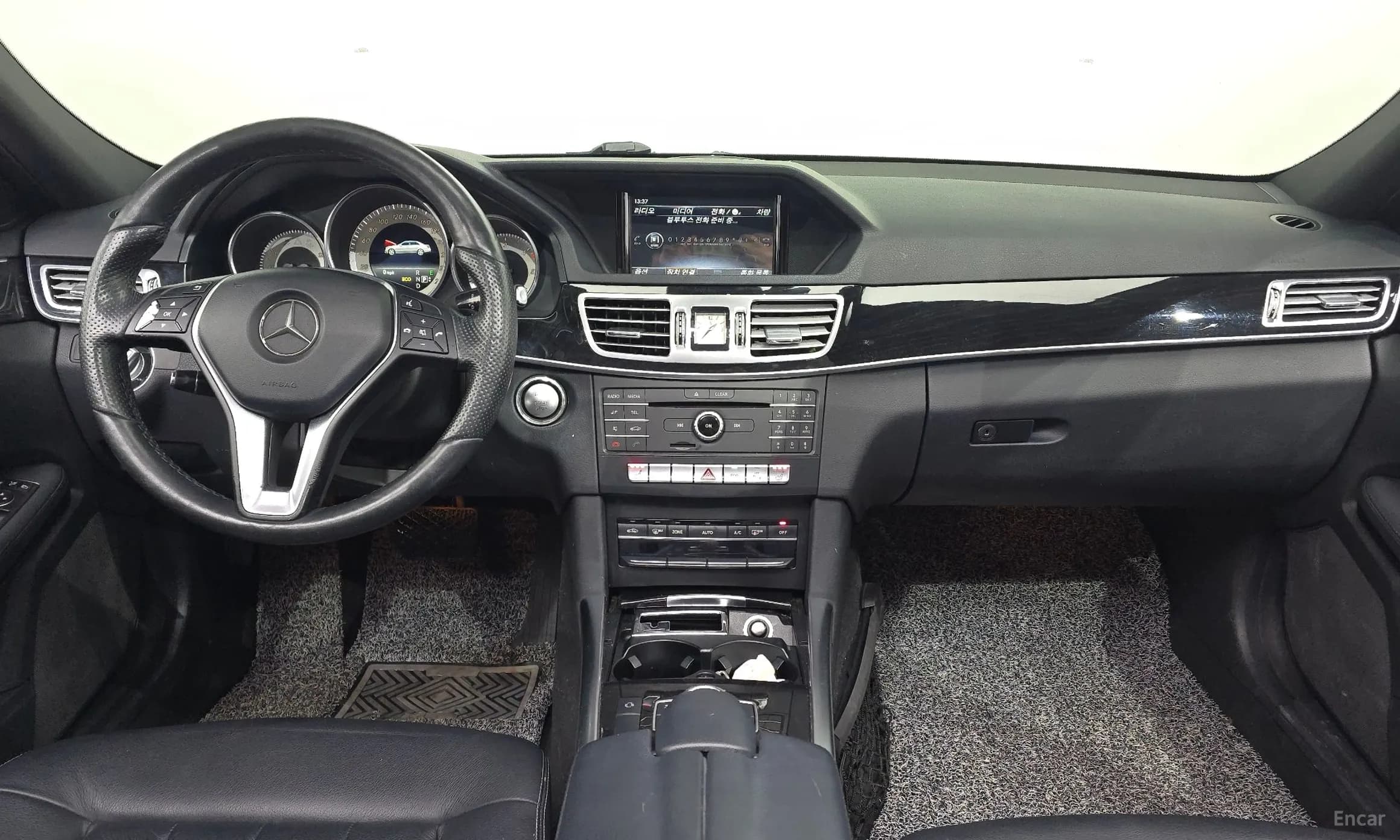 E-Class W212