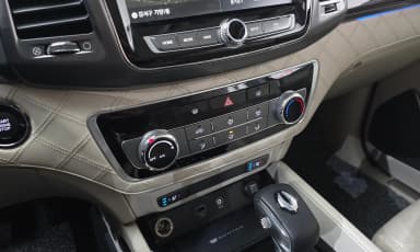 G4 Rexton