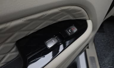 G4 Rexton