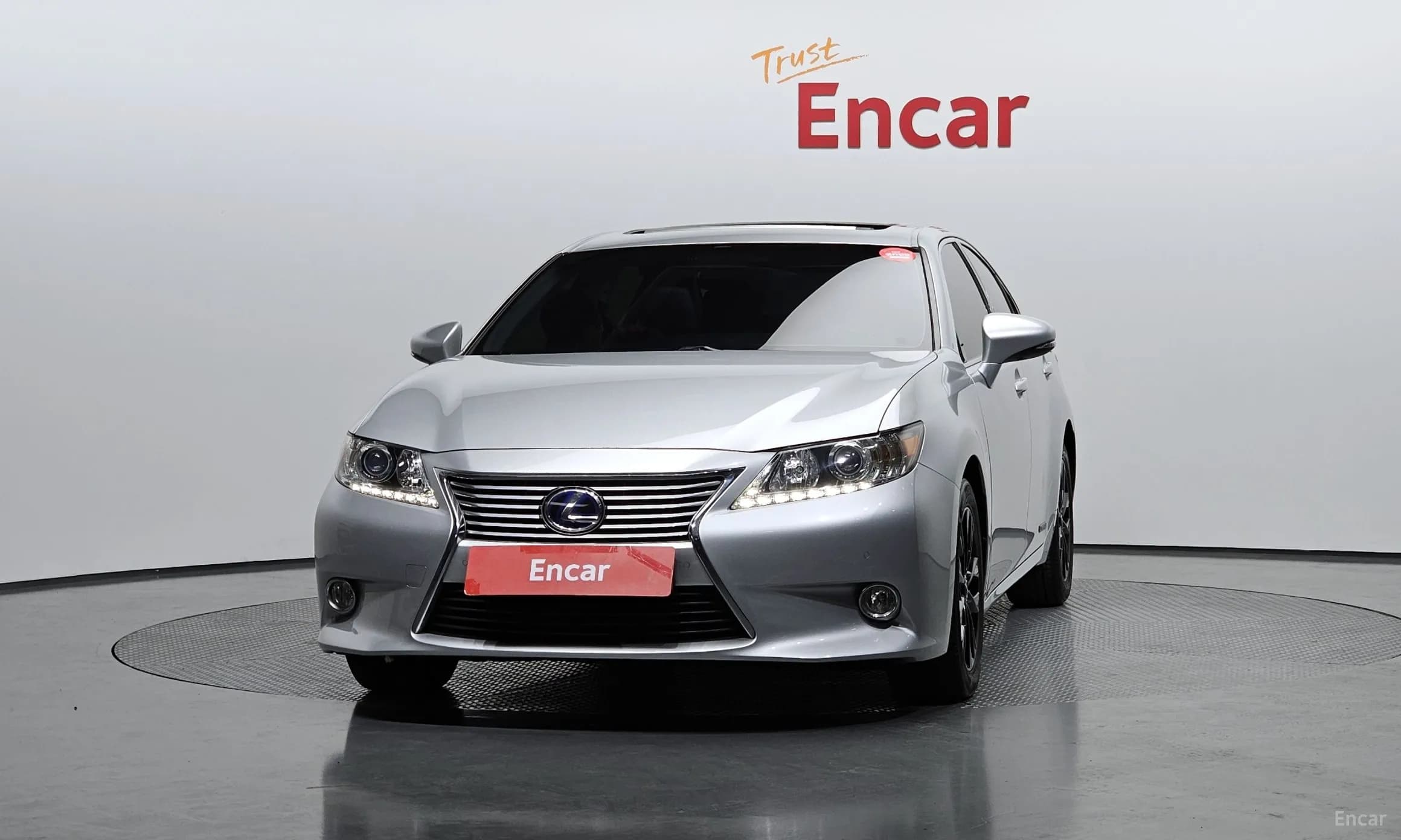 New ES300h