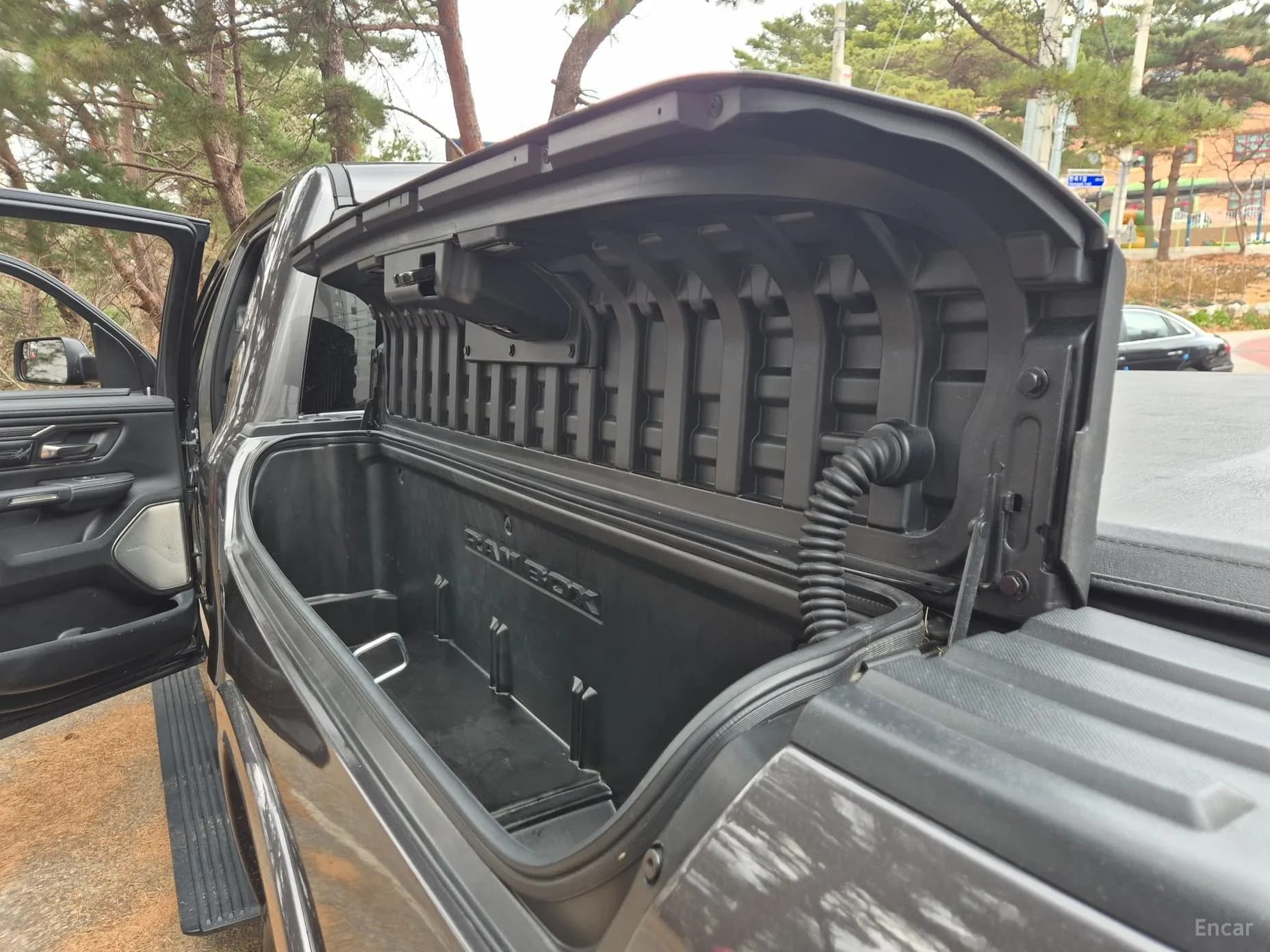 Lampickup