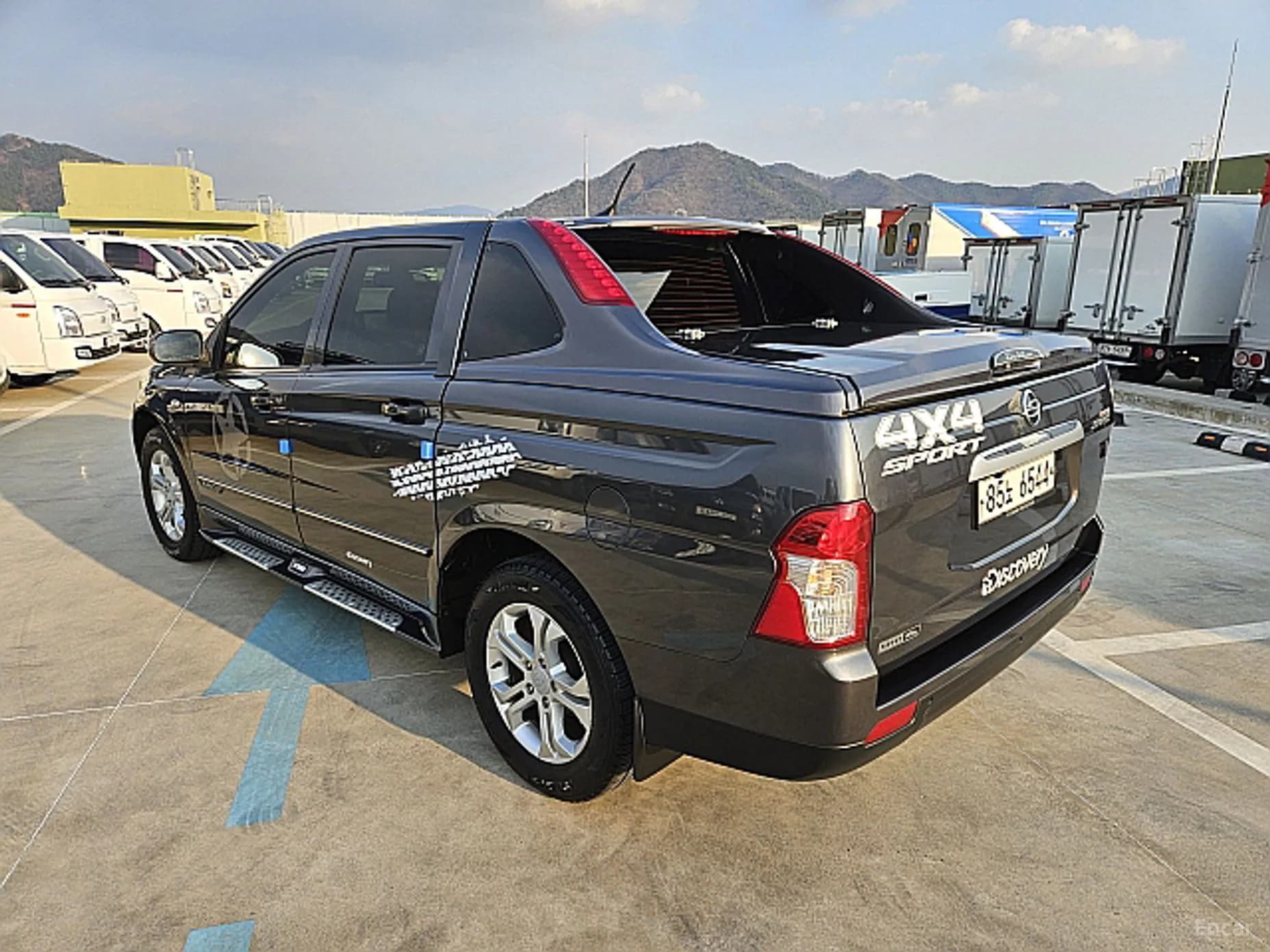 Korando Sports