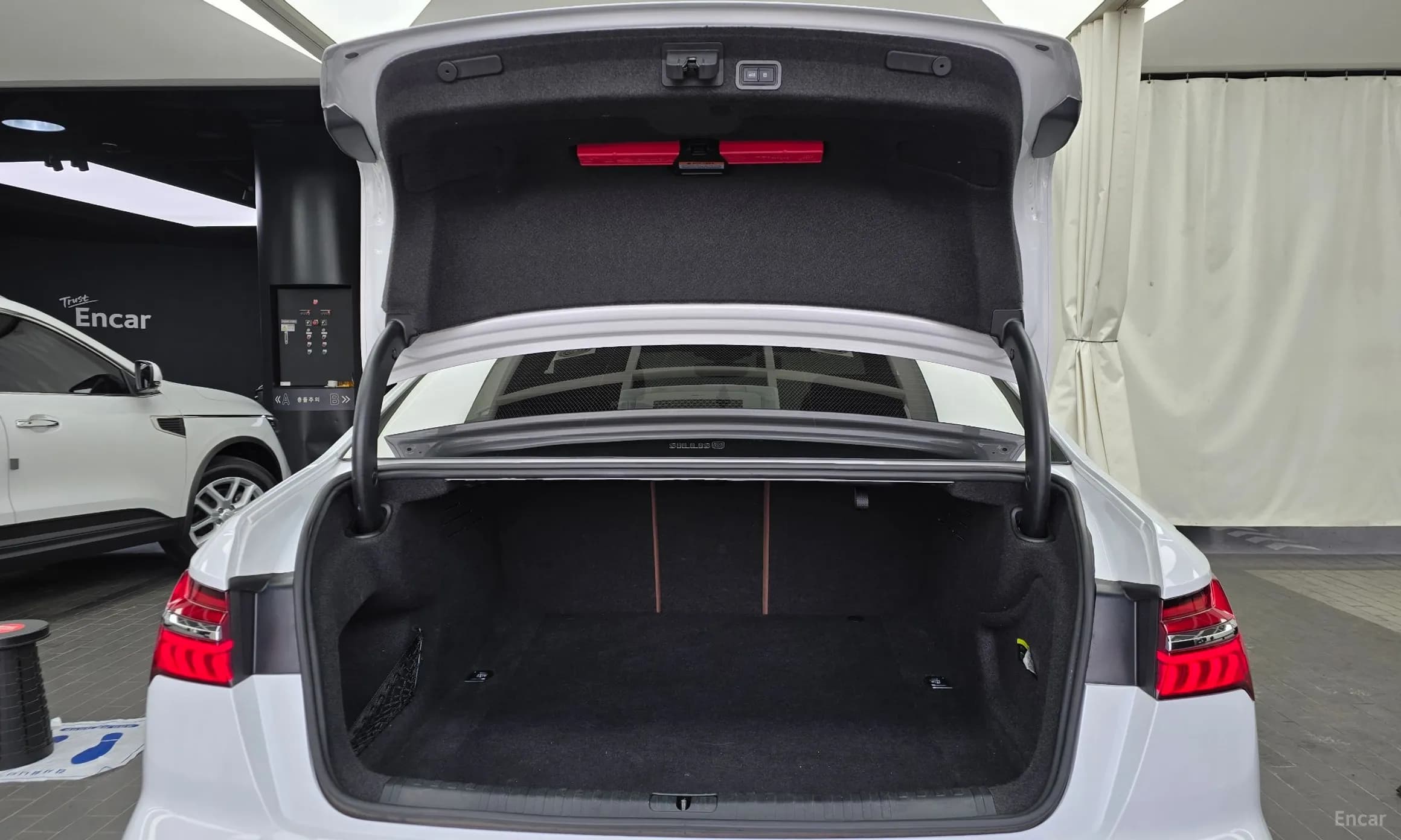 A6 (C8)